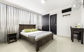 Ayenda 1120 Hotel Comercial